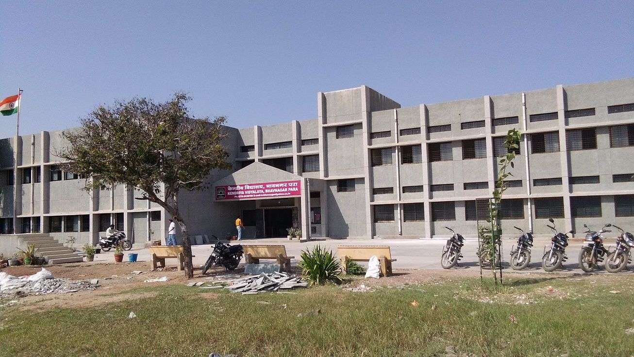 KENDRIYA VIDYALAYA RAILWAY COLONY BHAVNAGAR PARA GUJARAT 400028