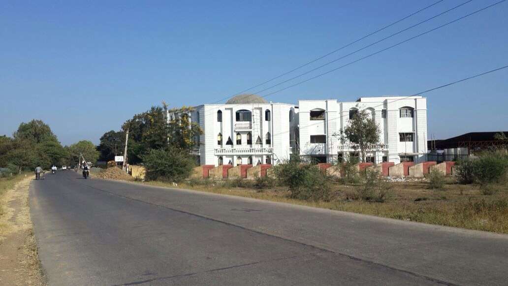 SPRING VALLY PUBLIC SCHOOL KANADIA ROAD INDORE MADHYA PRADESH 1030153