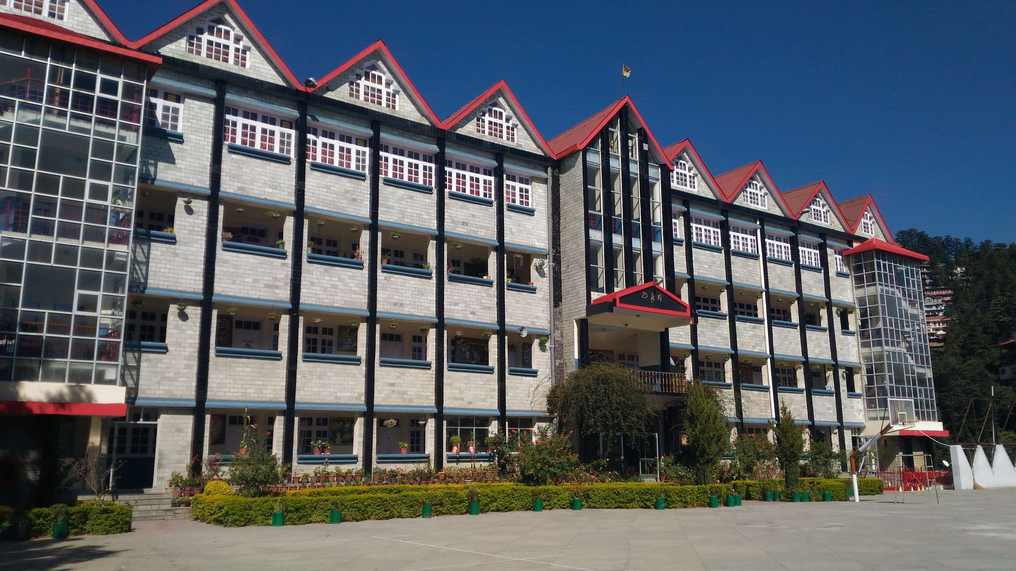 D A V PUBLIC SCHOOL RESIDENTIAL COMPLEX BELOW B C S PHASE II NEW SHIMLA HIMACHAL PRADESH 630034