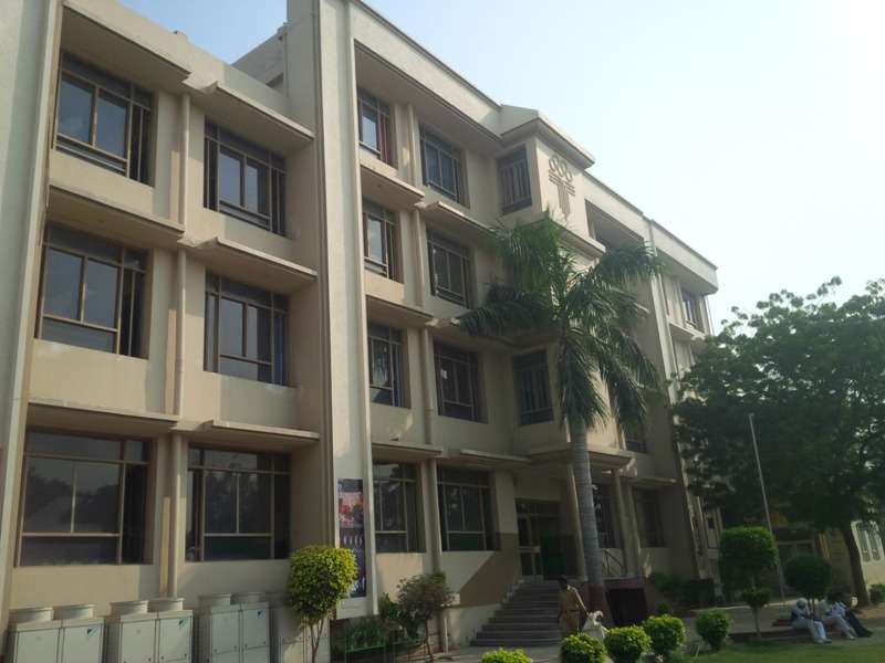INNOCENT HEARTS SCHOOL GREEN MODEL TOWN JALANDHAR PUNJAB 1630167