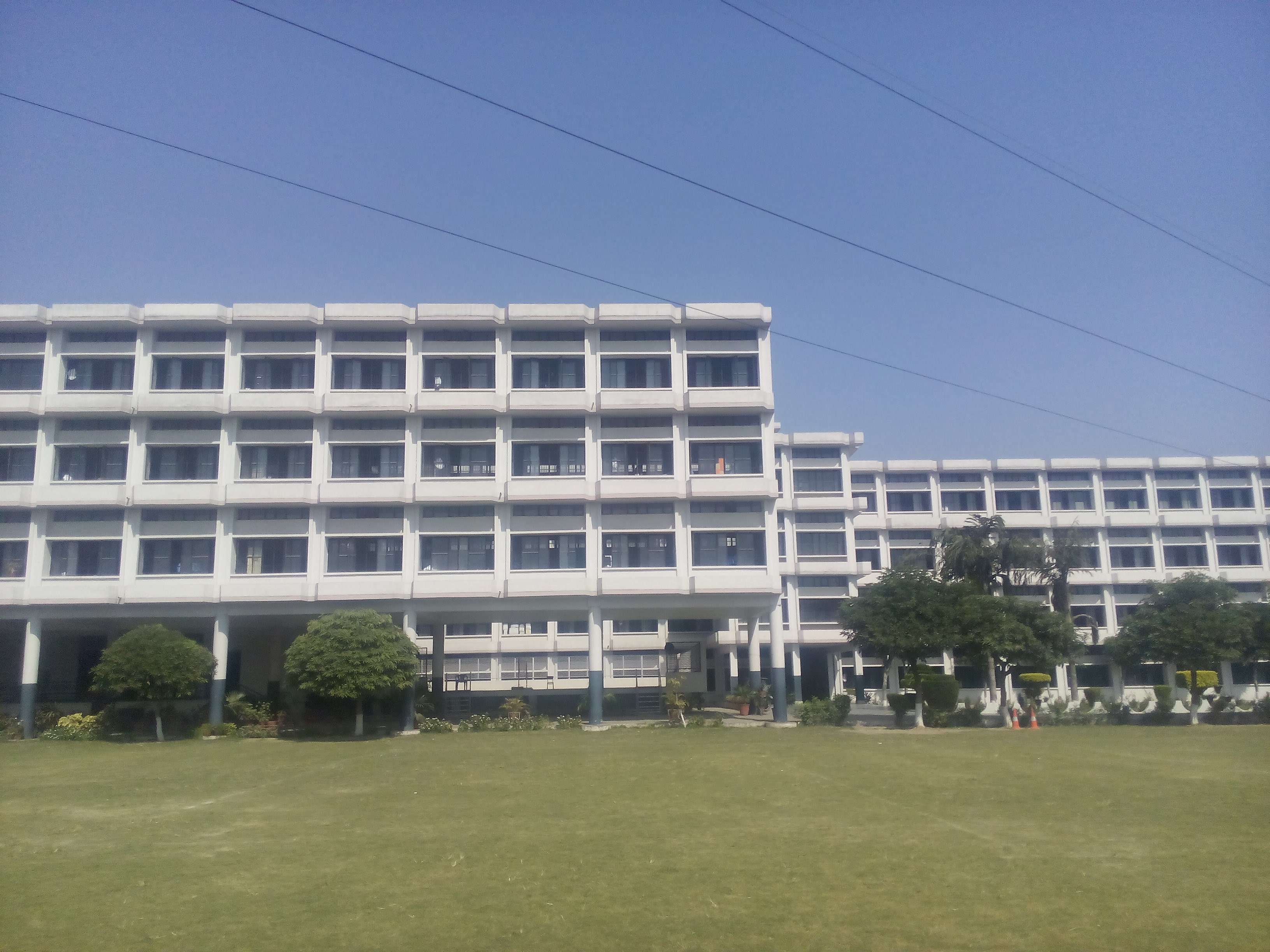 BHARTIYA VIDYA MANDIR KITCHLU NAGAR LUDHIANA PUNJAB 1630230