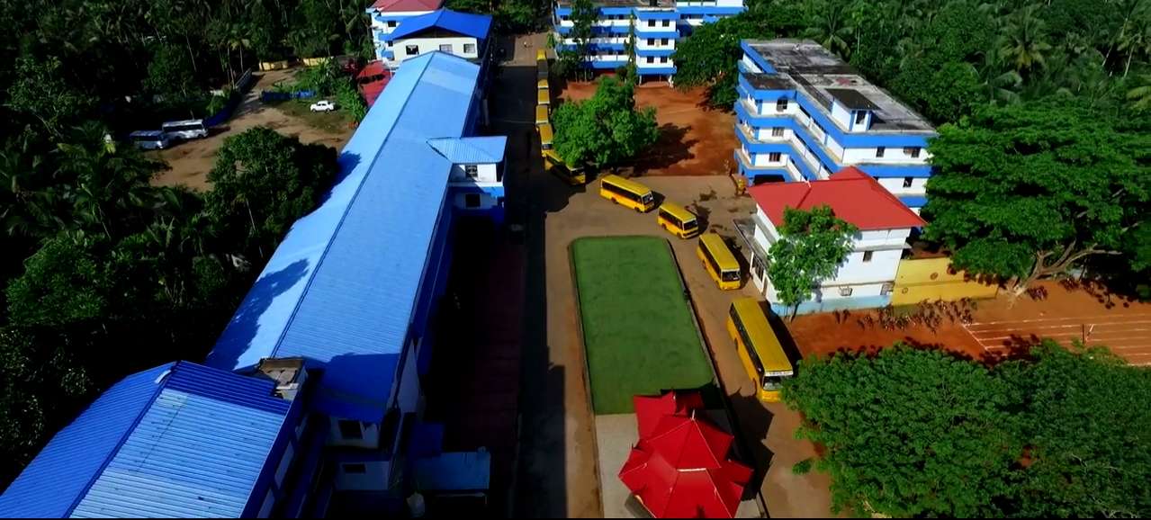 S N VIDYA BHAVAN SR SEC SCHOOL CHENTRAPPINNI TRICHUR DISTT KERALA 930050