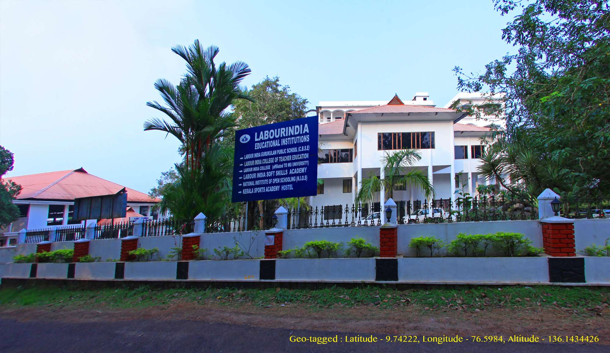 LABOUR INDIA PUBLIC SCHOOL MARANGATTUPILLY P O KOTTAYAM DISTRICT KERALA 930115