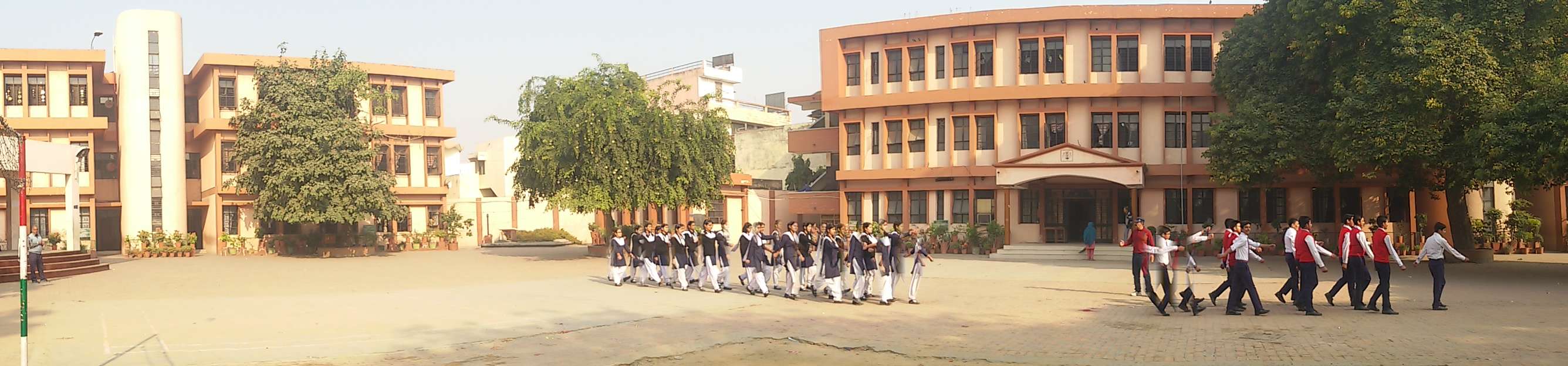 HOLY ANGEL S CONVENT SCHOOL OPPOSITE BHOPA BUS STAND MUZAFFARNAGAR UTTAR PRADESH 2130005