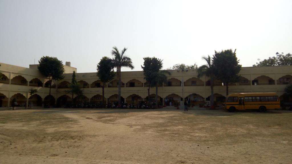 MAHARISHI VIDYA MANDIR DOORVANI NAGAR NAINI ALLAHABAD UTTAR PRADESH 2130476
