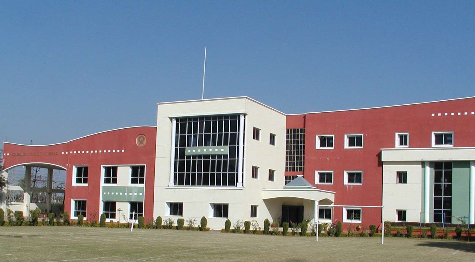 STANDARD PUBLIC SCHOOL KHANDWA ROAD VILLAGE LIMBODI INDORE MADHYA PRADESH 1030198