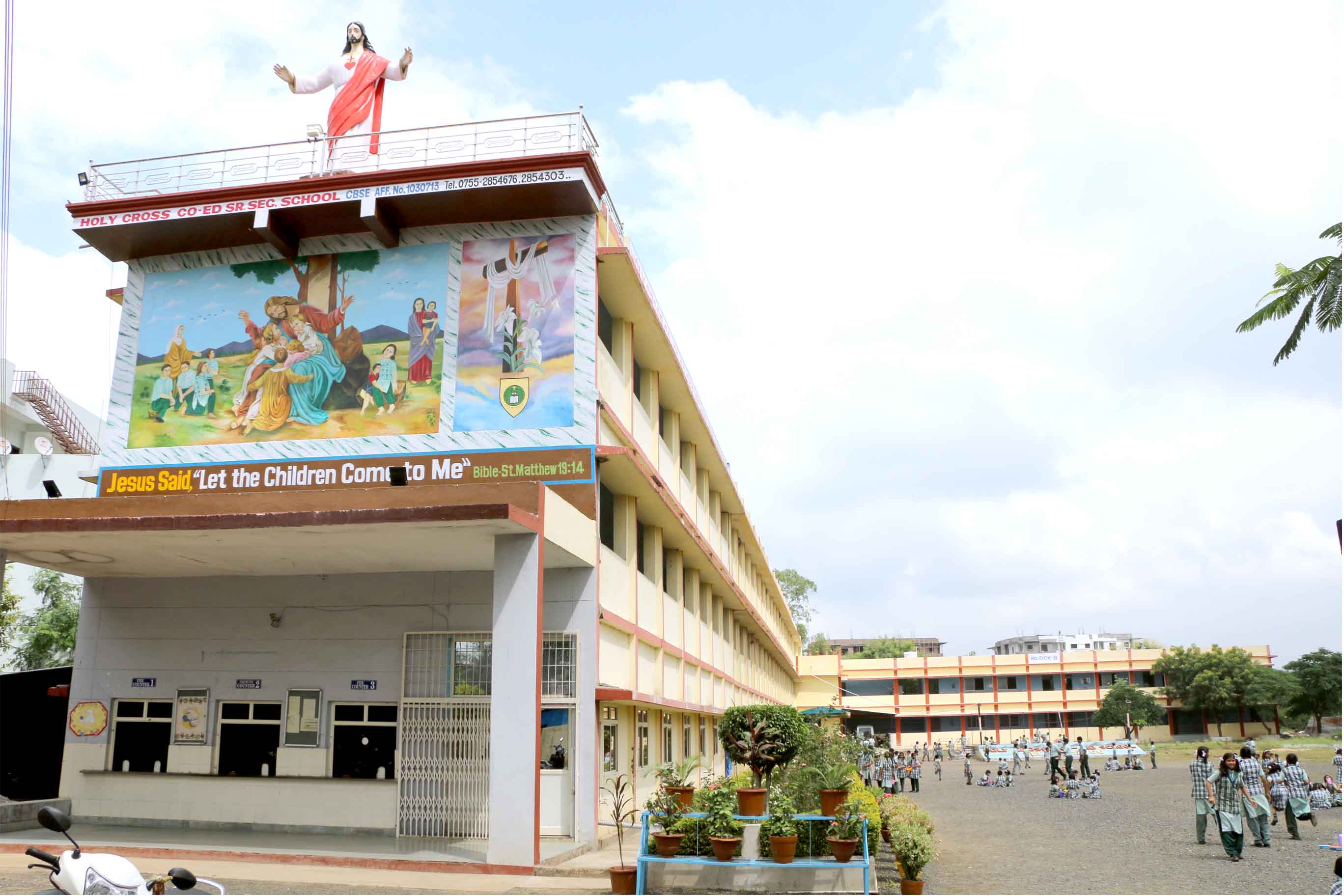 HOLY CROSS CO ED SCHOOL BHOPAL MADHYA PRADESH 1030713