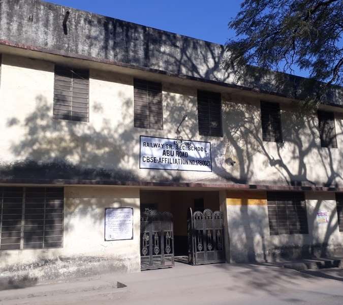 RAILWAY HIGH SEC SCHOOL SIROHI RAJASTHAN 1780021