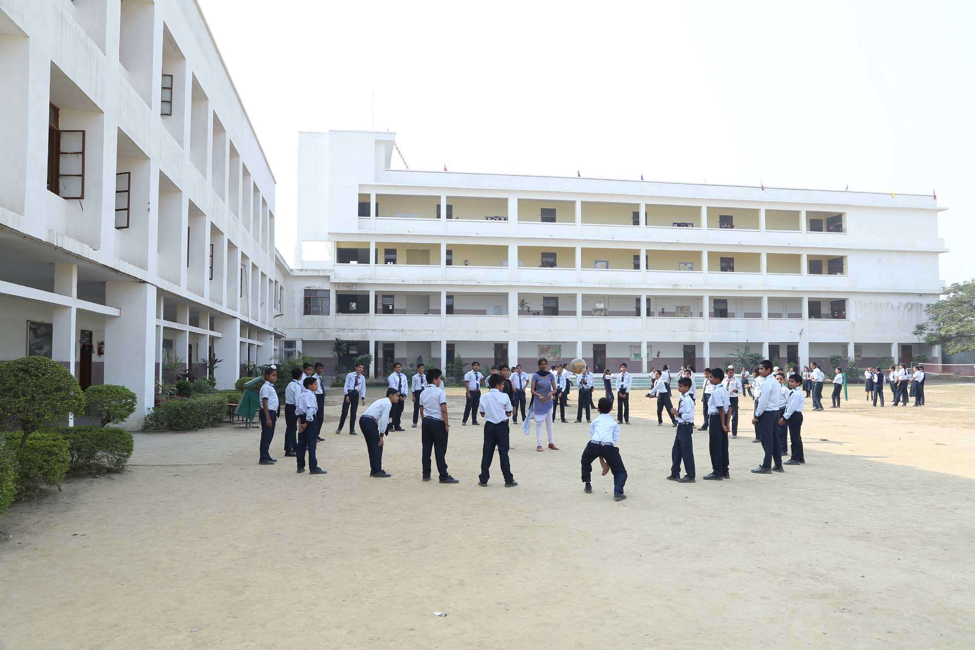 DAV CENTENARY PUBLIC SCHOOL NEAR POWER HOUSE RADAUR DISTT YAMUNA NAGAR HARYANA 530492