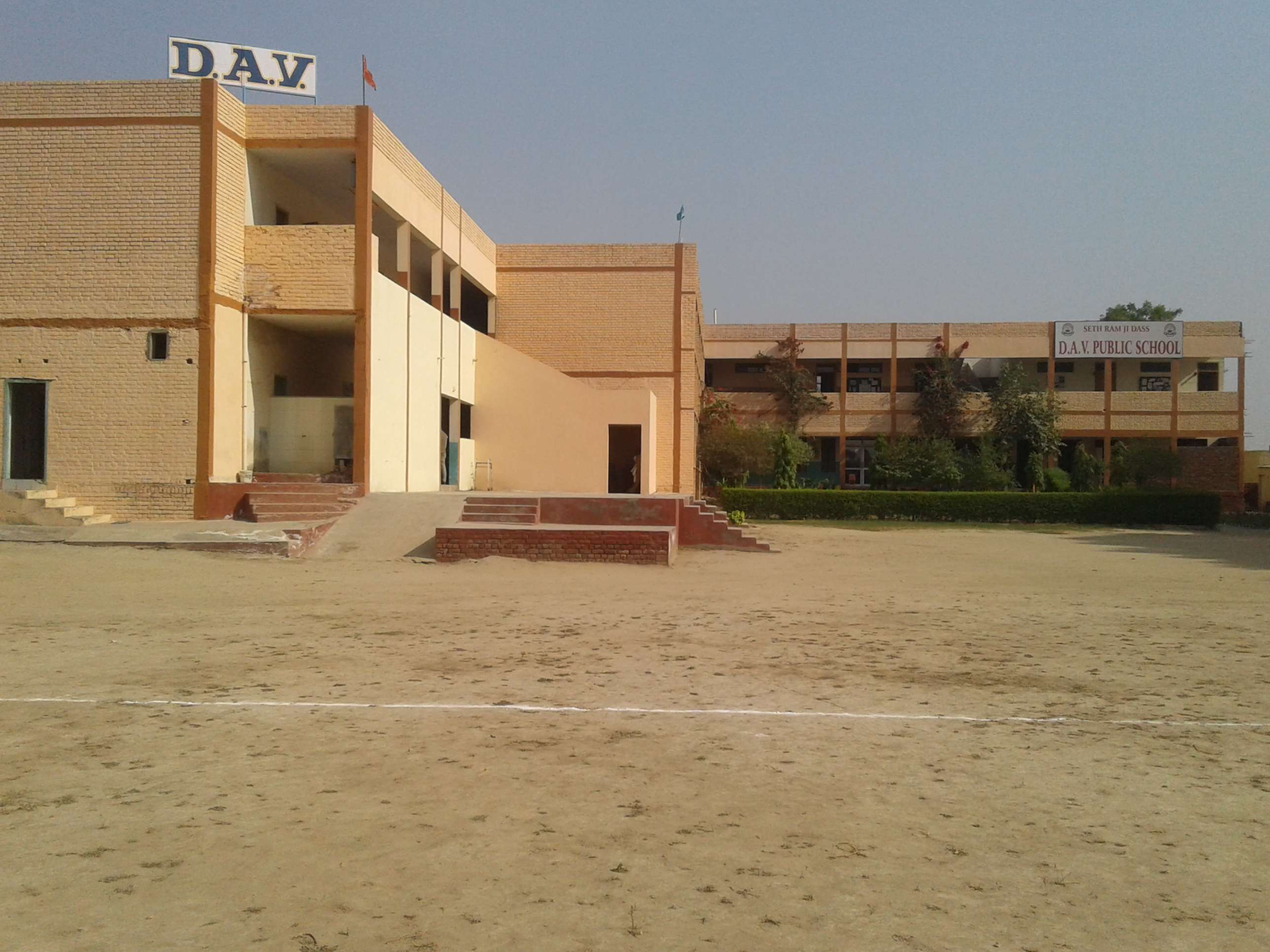 SETH RAMJI DASS DAV CENT PUB SCHOOL RANIA DISTT SIRSA HARYANA 530498