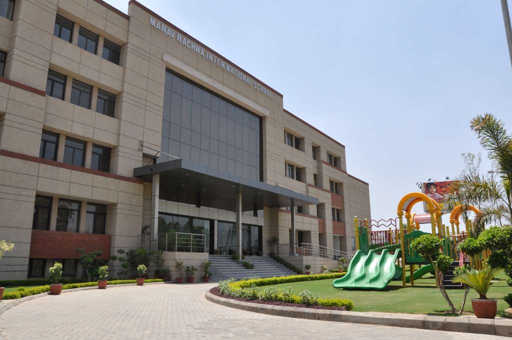 MANAV RACHNA INTERNATIONAL SCHOOL CHARMWOOD VILLAGE EROS GARDEN SECTOR 37 FARIDABAD 530923