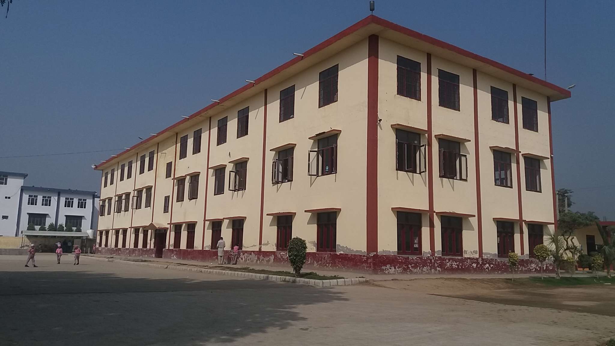 SRI GURU HARGOBIND SAHIB CONVENT SCHOOL TARANTARAN PUNJAB 1630856