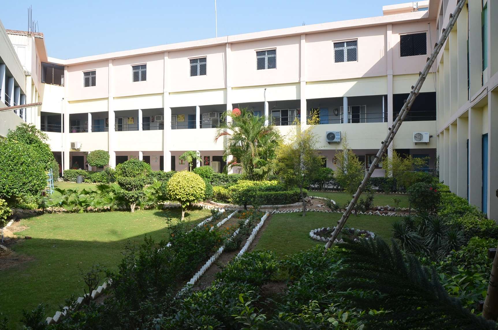NEW MODEL SENIOR SECONDARY SCHOOL SANGRUR PUNJAB 1630981