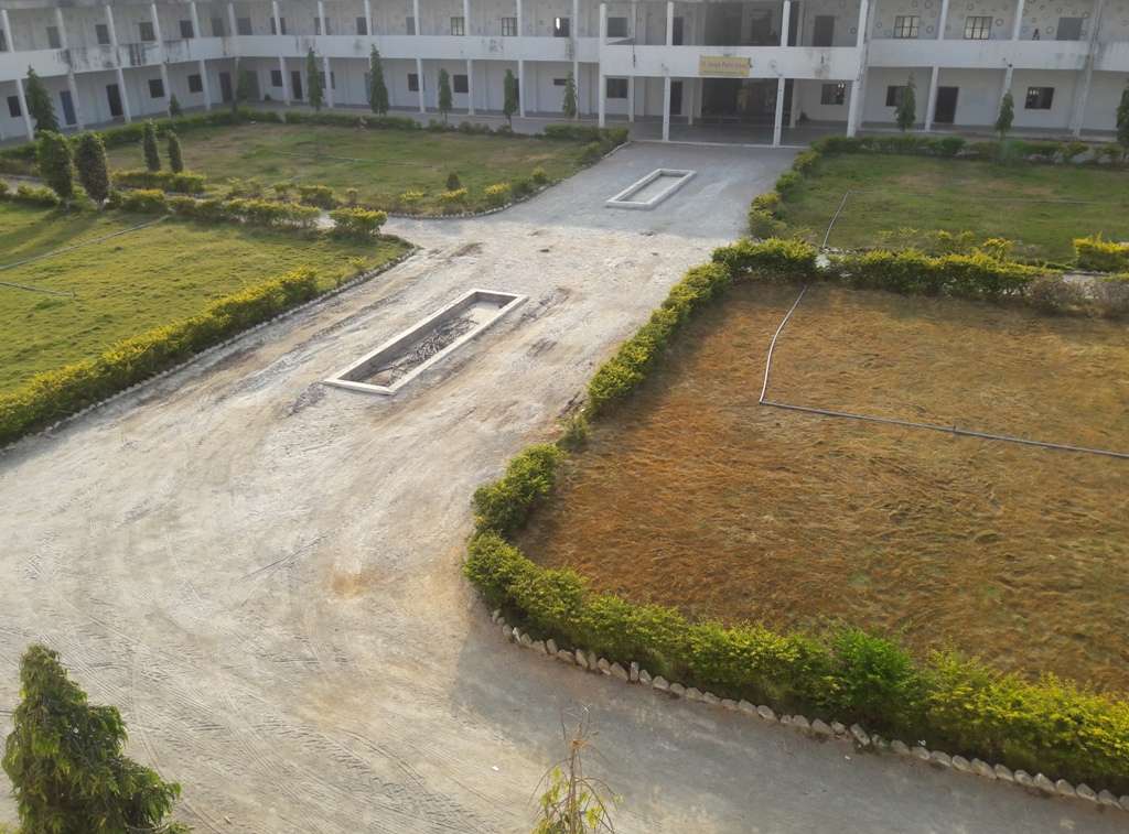 SILVER BELLS CENTRAL SCHOOL EAST MISSION COMPOUND MATERNITY HOSPITAL ROAD TIRUPATHI ANDHRA PRADESH 130037