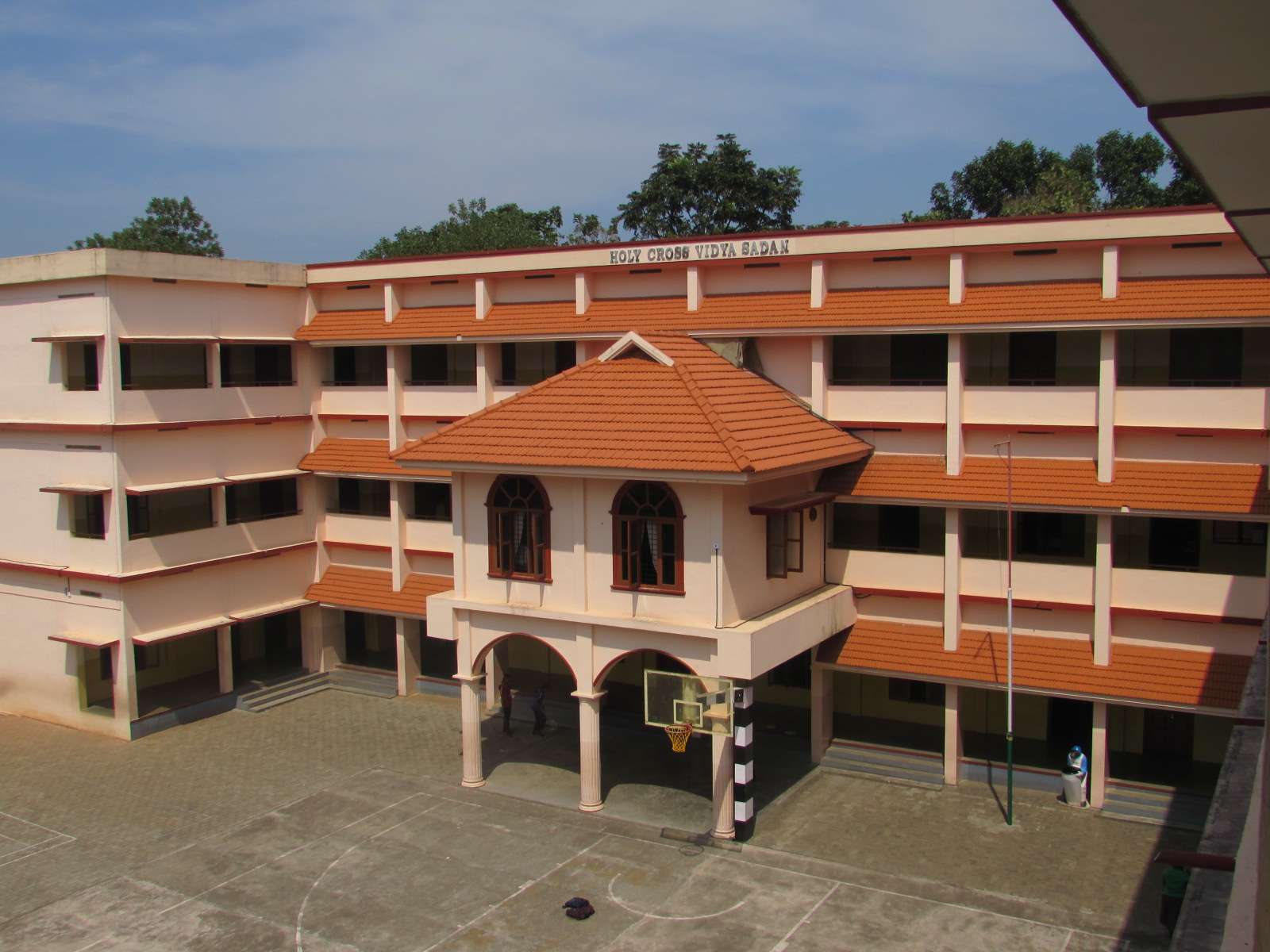 HOLY CROSS VIDYA SADAN THELLAKOM PO KOTTAYAM DISTT KERALA 930548