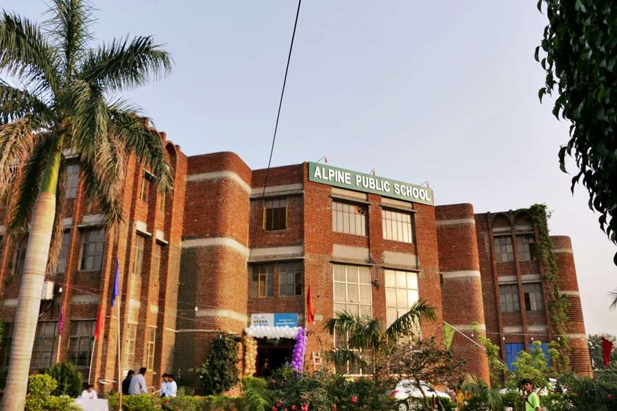 ALPINE PUBLIC SCHOOL JUNCTION ROAD KHURJA BULANDSHAHAR UTTAR PRADESH 2130590
