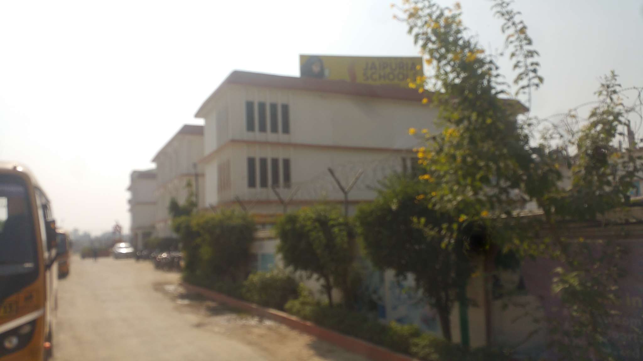 DAV PUBLIC SCHOOL VILL SISWA AIRPORT ROAD NEAR BABATPUR VARANASI UP 2130727