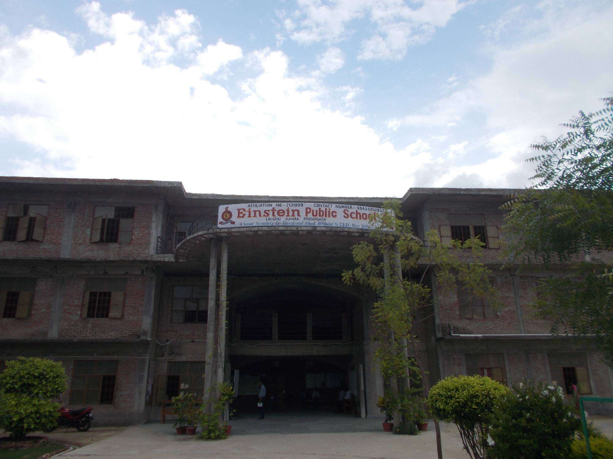 Einstein Public School Lalganj AjharaPO Dhadhua Gajaan 2131039