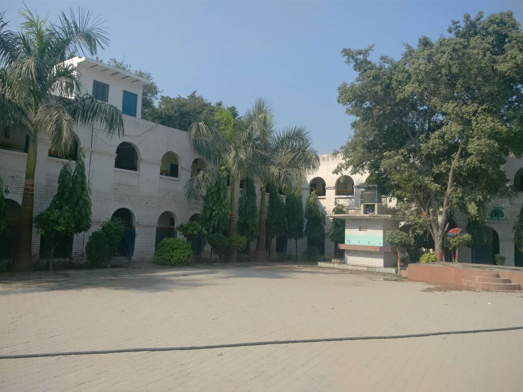 GOVT CO ED SR SEC SCHOOL CHILLA VILLAGE DELHI 2752083
