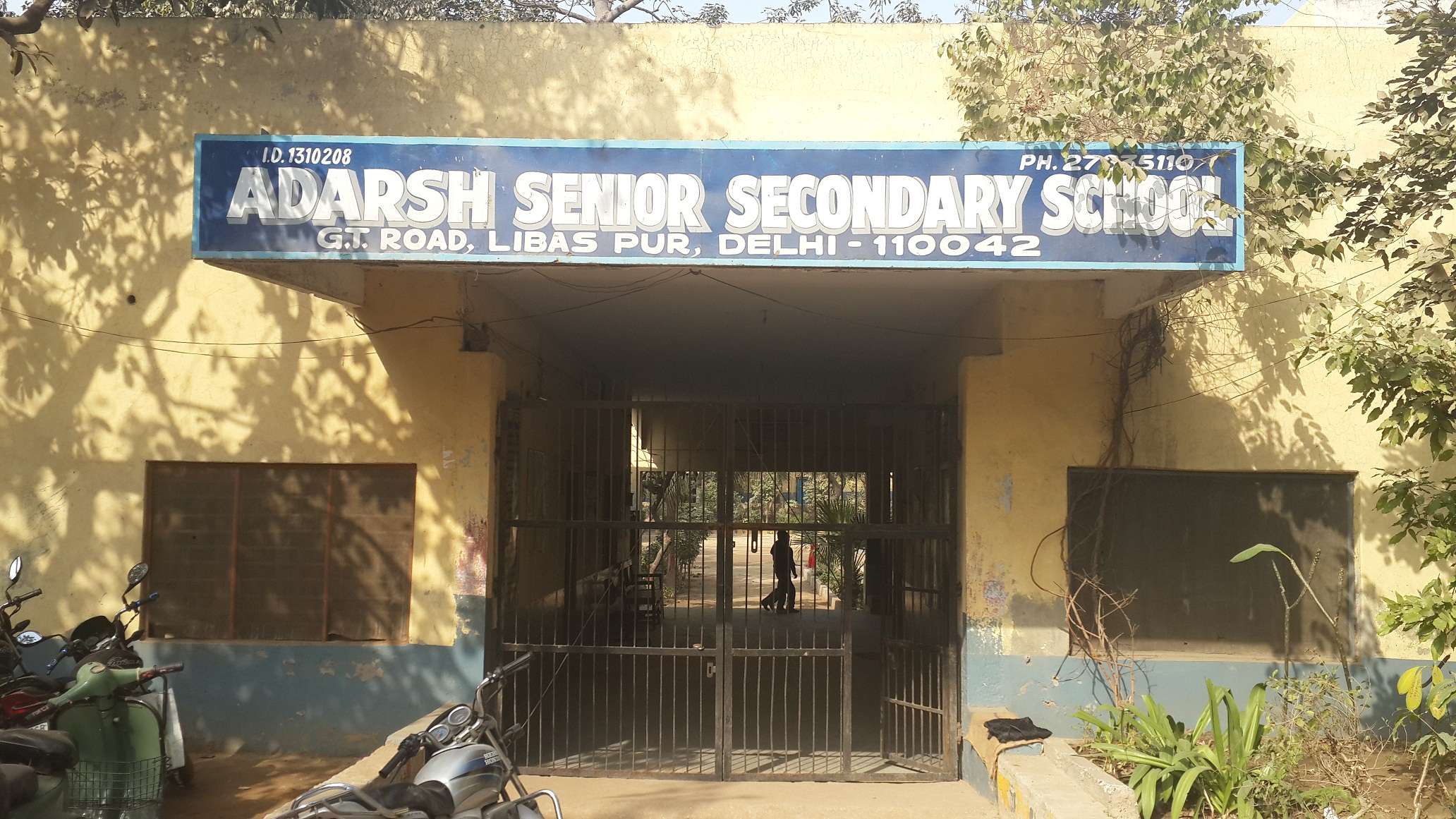 ADARSH SR SEC SCHOOL G T RAOD LIBASPUR DELHI 2770010