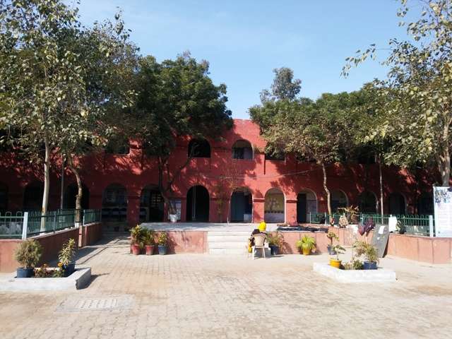 GOVT CO ED SR SEC SCHOOL NIZAMPUR DELHI 2750082