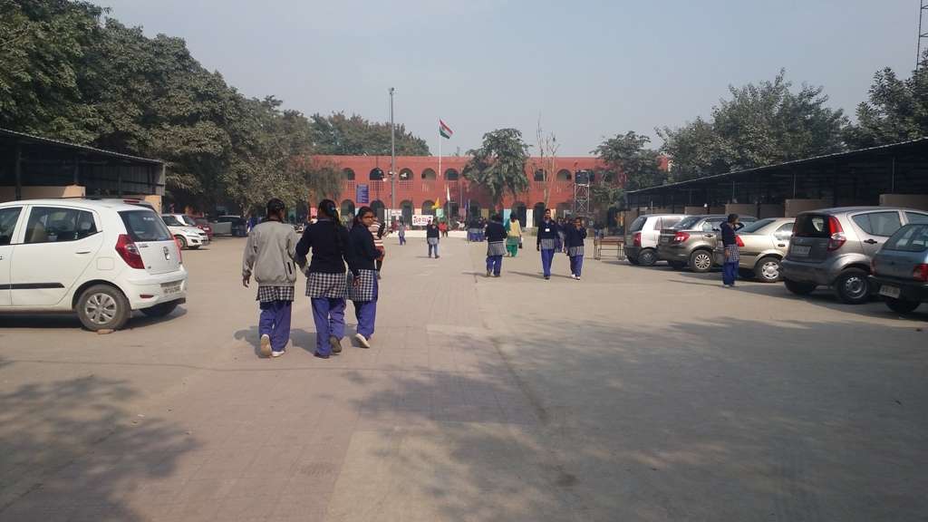 GOVT SARVODAYA GIRLS SR SEC SCHOOL KAKROLA NEW DELHI 2766081