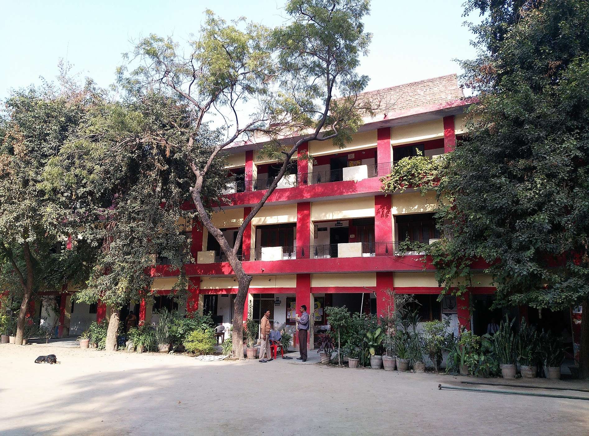 DELHI CONVENT SCHOOL GANESH NAGAR PANDAV NAGAR COMPLEX DELHI 2730354