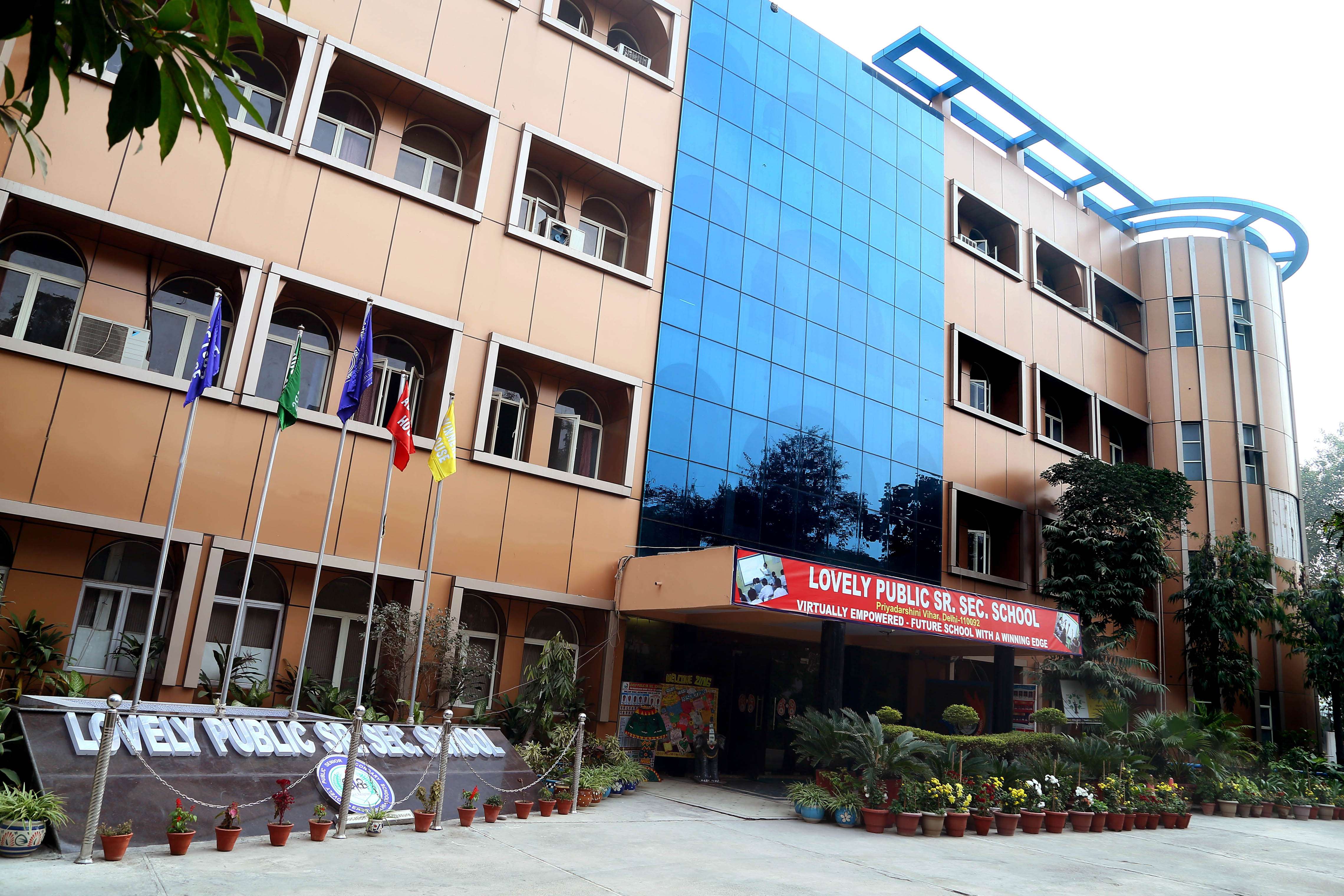 LOVELY PUBLIC SR SEC SCHOOL PRIYA DARSHINI VIHAR DELHI 2730118