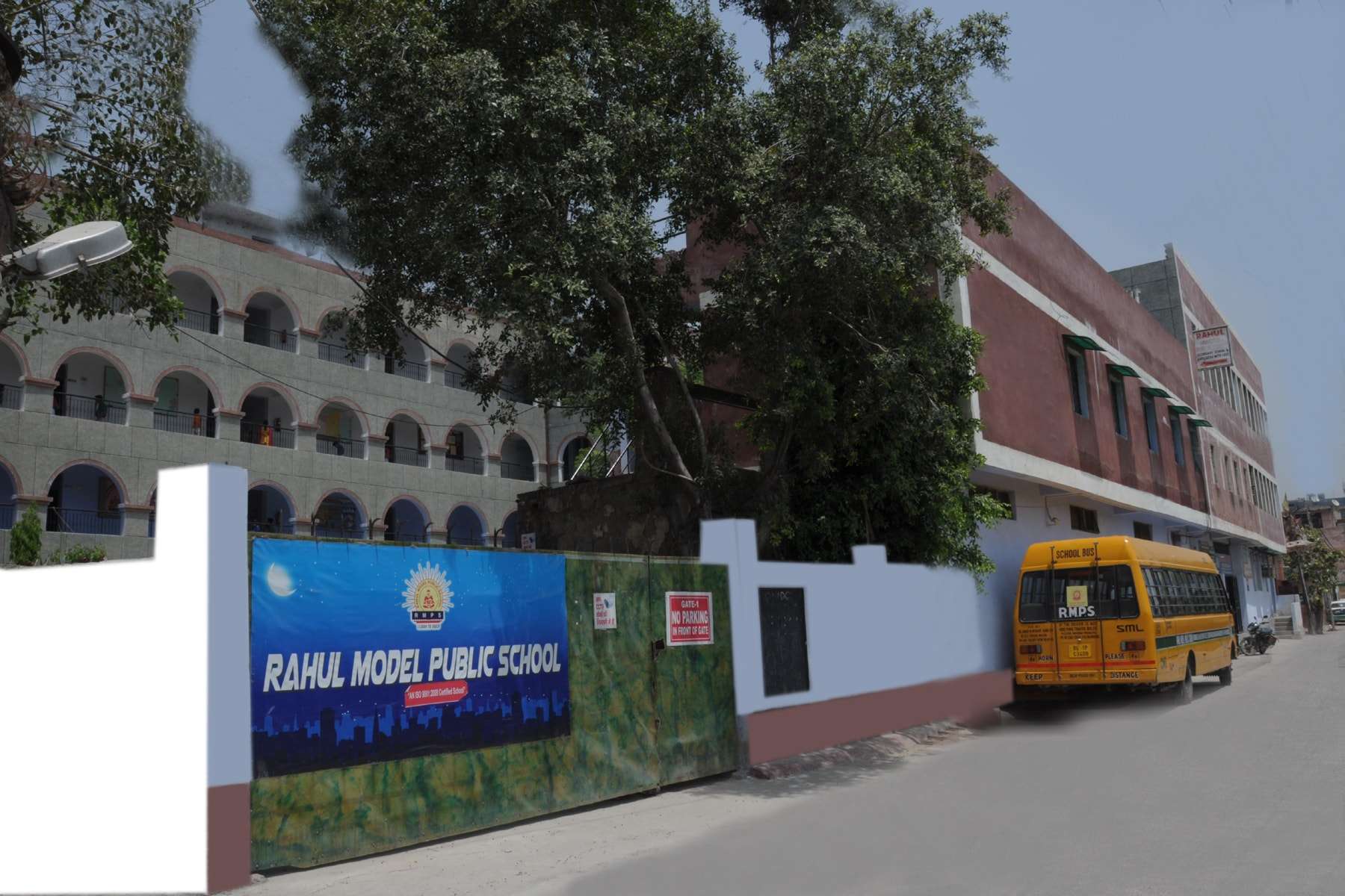 RAHUL MODEL SCHOOL SADH NAGAR II RAILWAY ROAD PALAM COLONY NEW DELHI 2730522