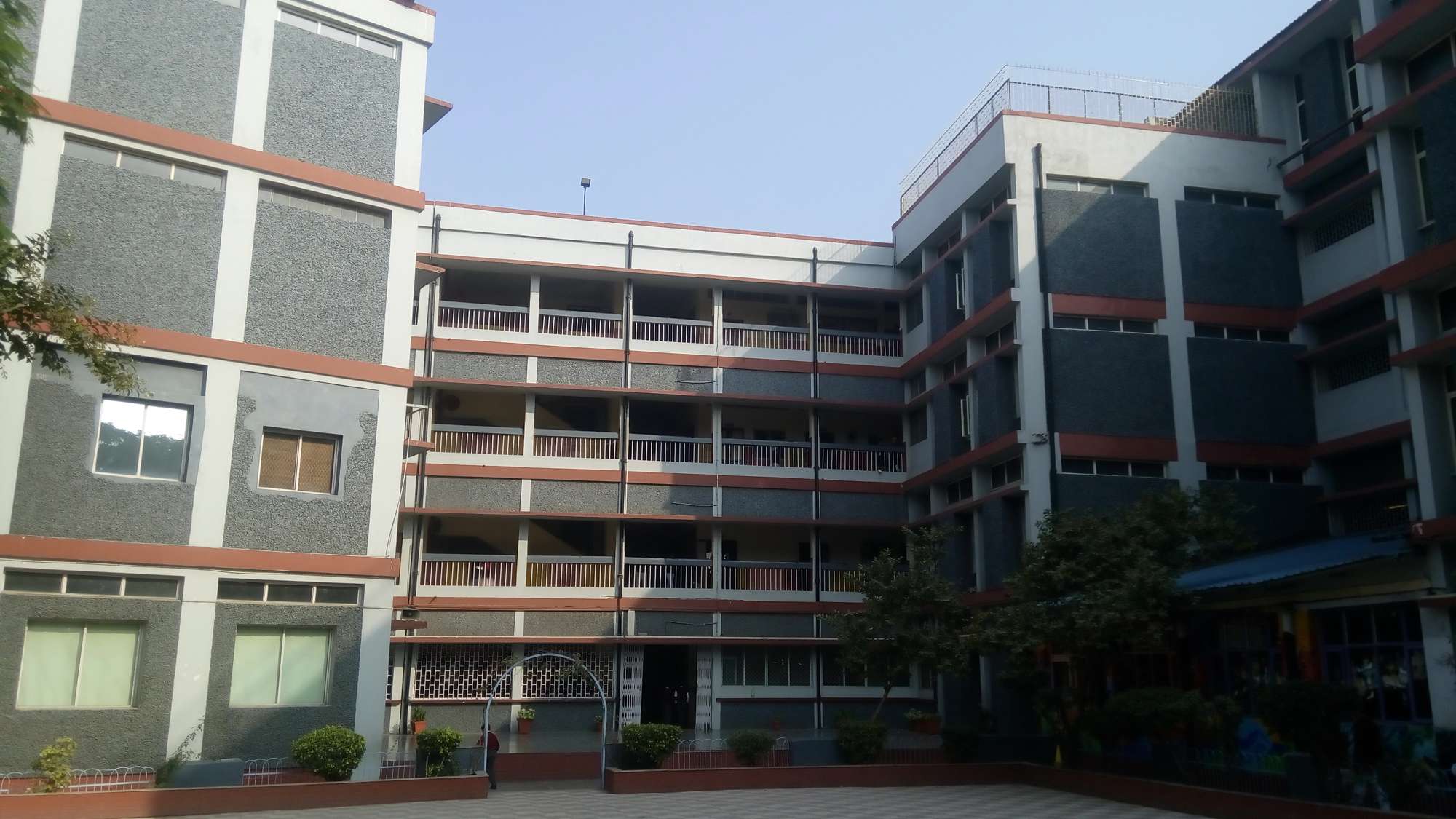 SPRINGDALES SCHOOL PUSA ROAD NEW DELHI 2730043
