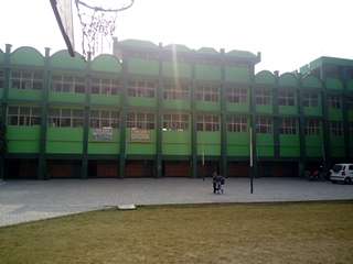 ST MARKS SR SEC SCHOOL 25 FT LAL MANDIR ROAD HARSH VIHAR DELHI 2730508