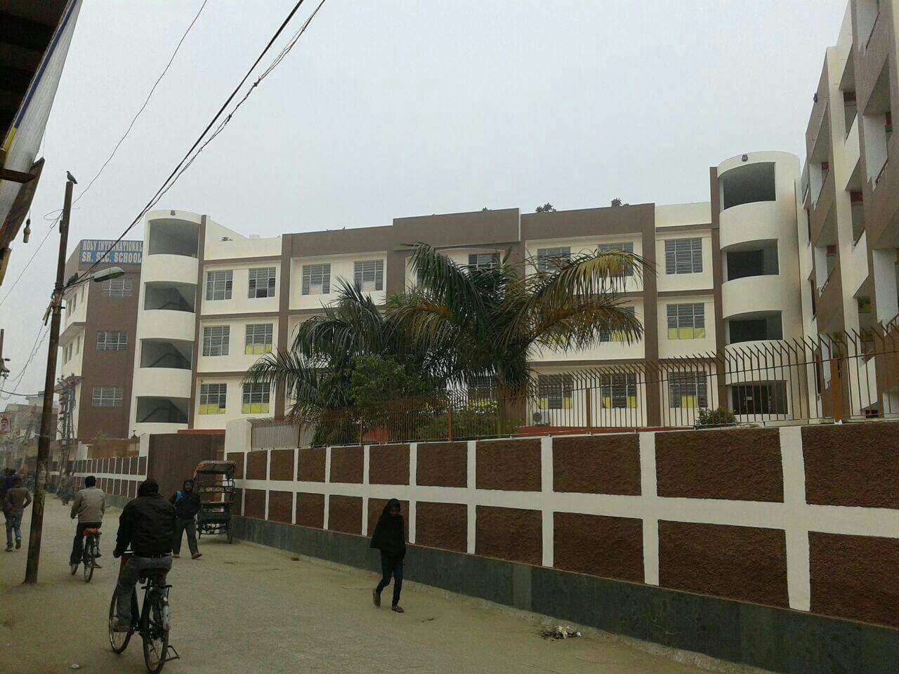 HOLY INTERNATIONAL SCHOOL OM VIHAR PHASE V HASTSAL NAWADA ROAD UTTAM NAGAR 2730639