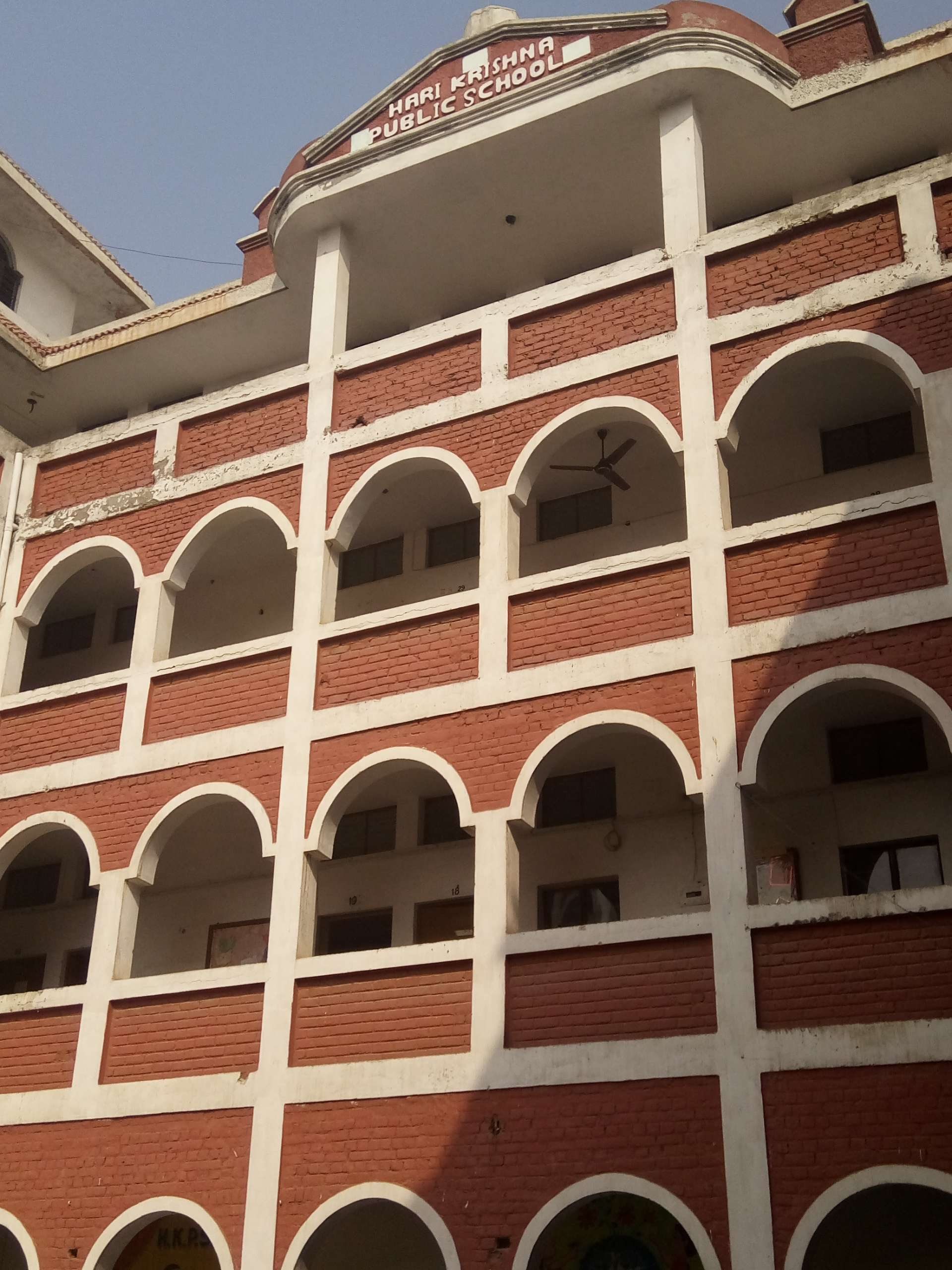 HARI KRISHNA PUBLIC SCHOOL A 114 118 MANGA RAM PARK UTTAM NAGAR NEW DELHI 2730507